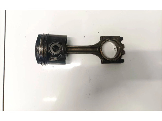  Поршень с шатуном    Volvo XC90  