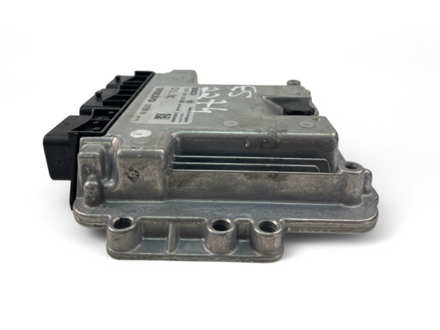 Блок управления двигателем Блок управления 31272996AB, 0281016590   Volvo C30