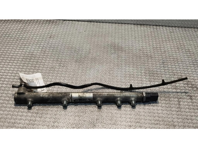 Vstřikovací lišta A6110700395, 0445214038 Mercedes-Benz Sprinter W901 W902 W903 W904 pro naftový motor 2.2