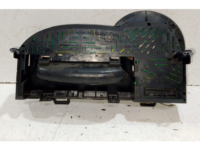 Панель приборов 8200725329, 8200725329   Renault Twingo II       