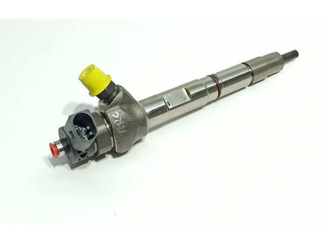 Vstřikovač 04L130277AC, 0445110469 Skoda Octavia Mk3 (5E) CRM