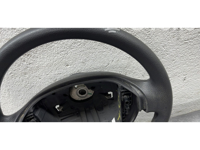 Руль Dacia Duster 2010 - 2017 года 484009403R