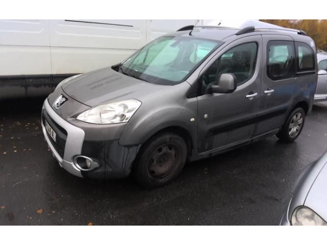 Интеркулер  0384L9   Peugeot Partner 