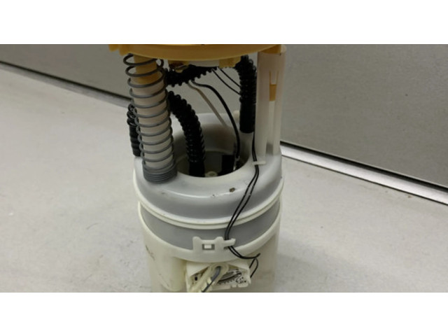 Насос топлива (в топливном баке)