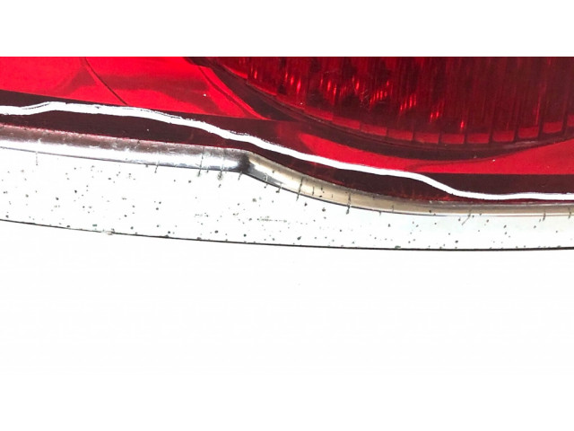 Задний фонарь левый сзади 6S7113405A Ford Mondeo Mk III 2000-2007 года