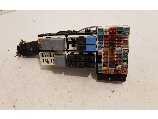 Блок предохранителей GK2T14401CMB   Ford Transit Custom    