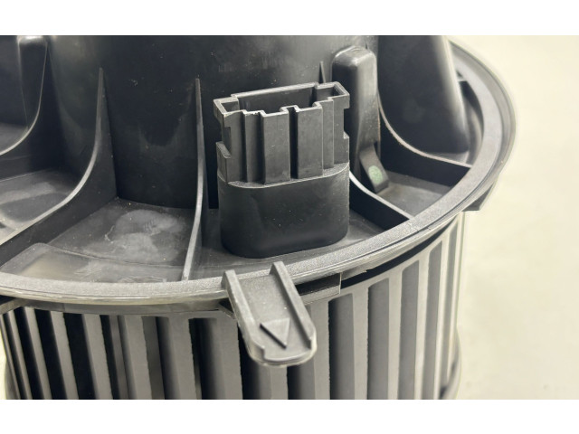 Вентилятор печки 1K1819015, 1K1819015C Volkswagen Jetta V