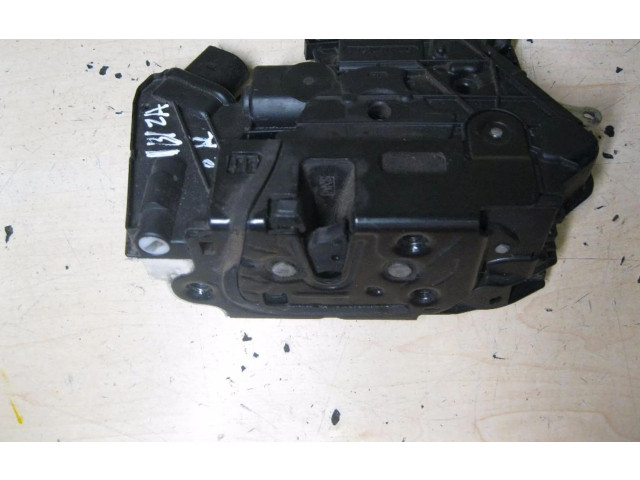 Zámek zadních dveří 5N2837015A, I2435 Volkswagen Tiguan 2010