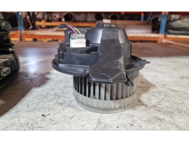 Вентилятор печки       Volvo S60