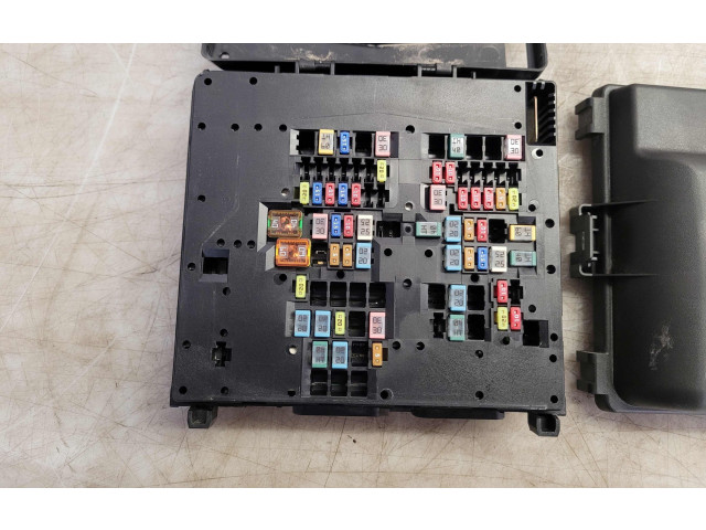Блок предохранителей  NX6T14D068EHA, 9962581826   Ford Focus    