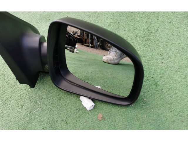 Зеркало электрическое Dacia Duster 2010 - 2017 года