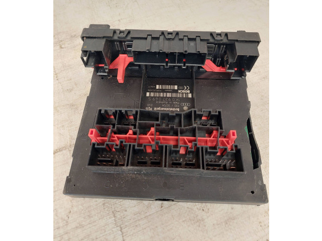 Блок управления 1K0937049S Volkswagen Caddy