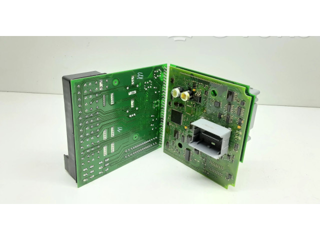   Pojistková skříňka 30786890, 28087582   Volvo XC90 2007