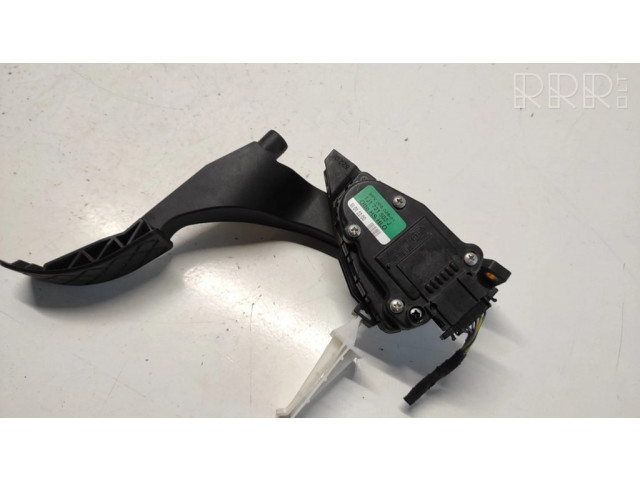 Педаль акселератора