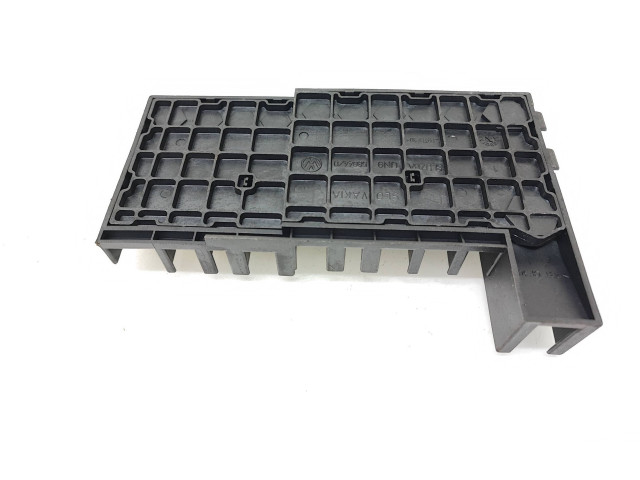 Блок предохранителей 7H6970187FD   Volkswagen Transporter - Caravelle T5      