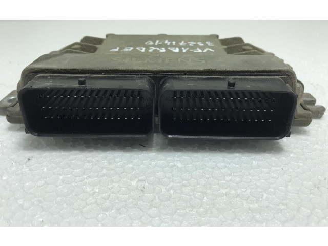 Блок управления двигателя 8200326395, 8200326395   Renault Clio I