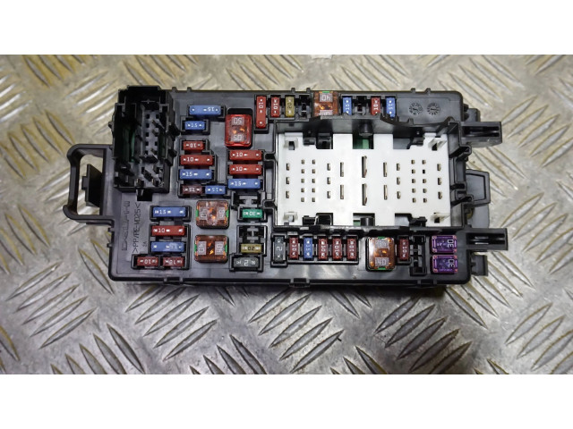 Блок предохранителей  84582038, 25801727   Chevrolet Silverado    