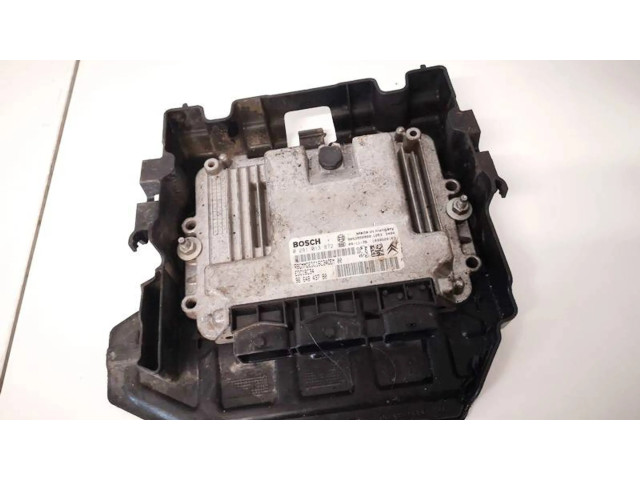 Řídící jednotka 9664843780, 0281013872   Citroen C3 Picasso 2010