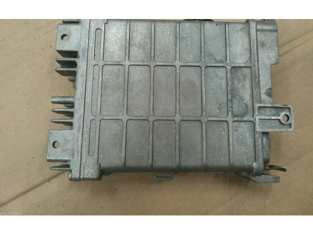 Блок управления двигателя 8A0907404CC, 0261200858   Volkswagen Corrado