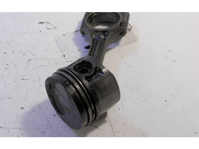  Поршень 1   Volkswagen Caddy  