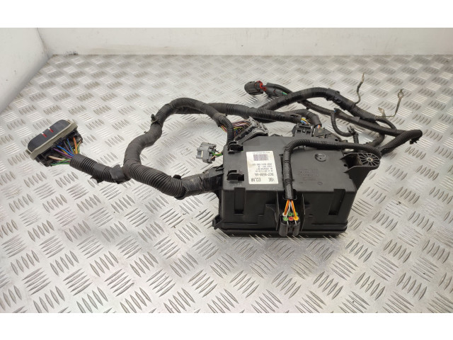   Pojistková skříňka BK2T9K499AGL, BK2T14A175AA   Ford Transit Custom 2014