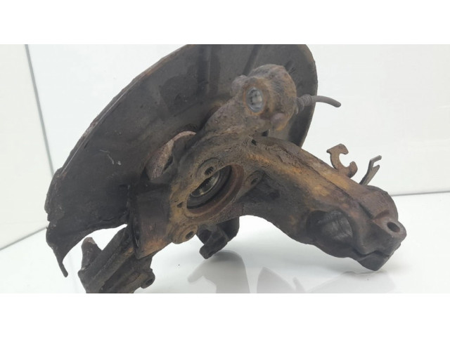 Передний поворотный кулак (ступица, цапфа)