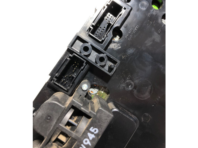 Блок управления климат-контролем 30782329, 09W51E05   Volvo XC90