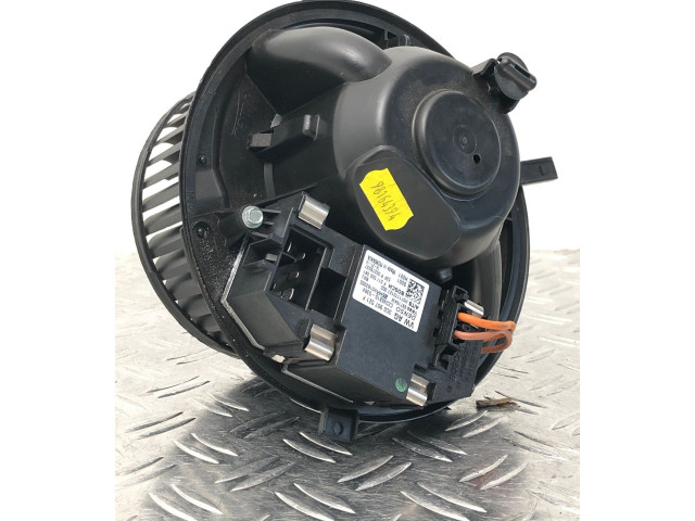 Вентилятор печки    1K1820015L   Audi A3 S3 8P