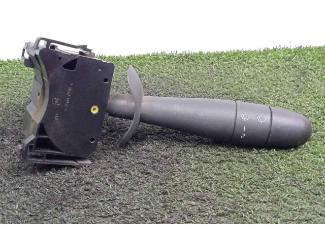 Рулевая рейка  Ручка стеклоочистителей 8200070265   Renault Trafic II (X83) 2002 - 2014 года