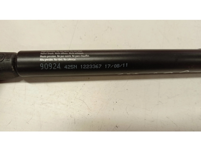 Амортизатор задней крышки