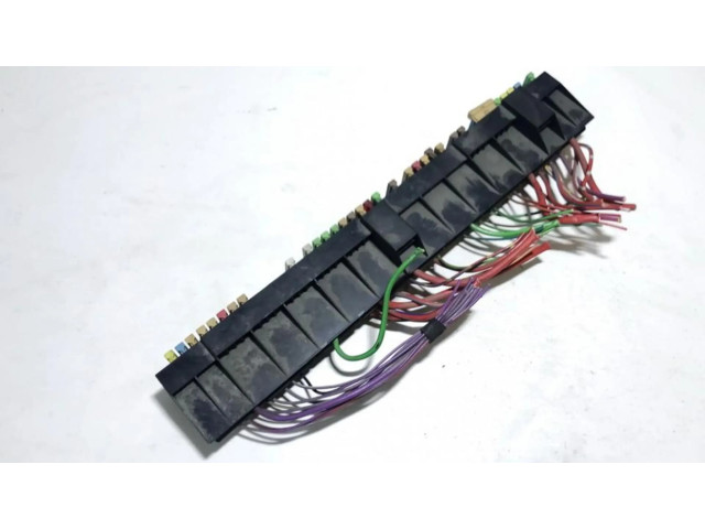 Pojistková skříňka BMW 5 E39 1996