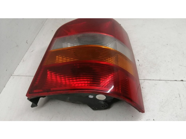 Задний фонарь правый 7H0945096G, PY21W Volkswagen Transporter - Caravelle T5 2003-2015 года