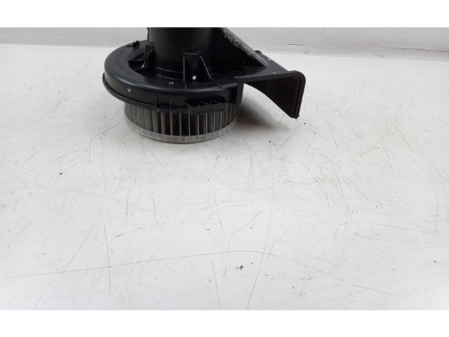 Вентилятор печки    6R1819015A, 6R1819015A   Skoda Fabia Mk2 (5J)