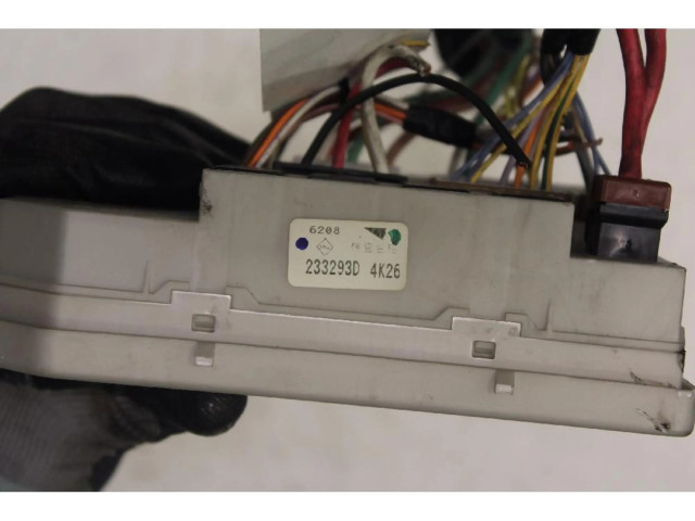 Pojistková skříňka Renault Modus 2004