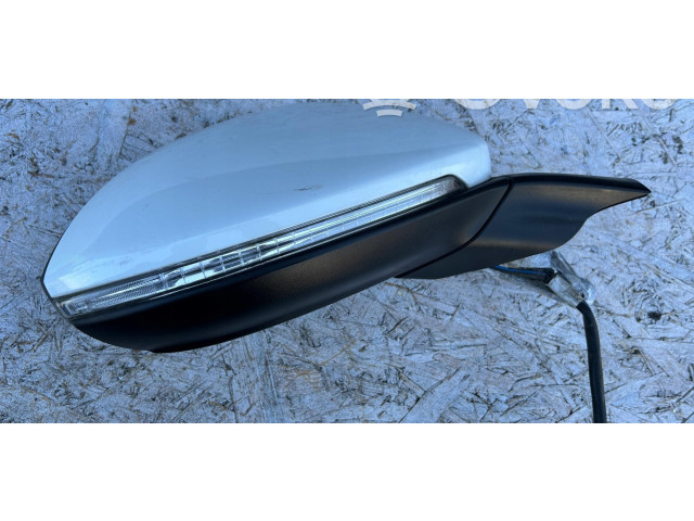 Зеркало электрическое Volkswagen Golf VII 2013 - 2019 года