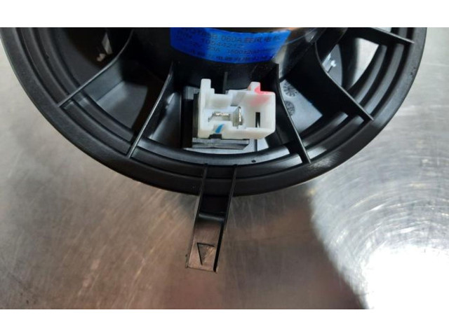 Вентилятор печки 18072900189 MG ZS