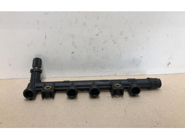 Vstřikovací lišta 3219018301, 3219018301 Fiat Panda II 187.A.1000