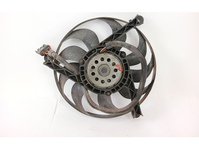 Вентилятор радиатора 1355D2355 Audi A3 S3 8P
