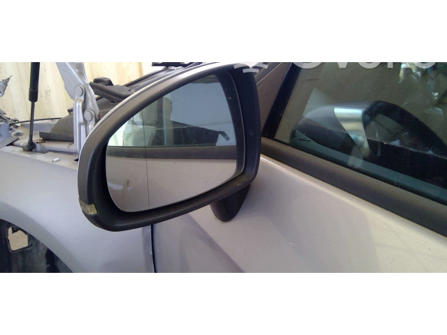 Зеркало электрическое Audi A1 2010 - 2018 года
