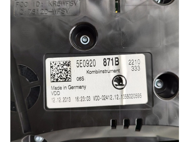 Панель приборов 5E0920871B   Skoda Octavia Mk3 (5E)       