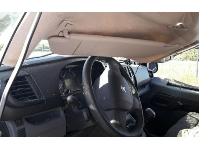 Дисплей Peugeot Expert