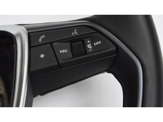 Vstřikovač 4N0419091 Audi A8 S8 D5