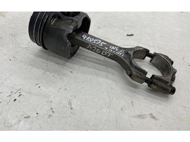  Поршень с шатуном    Saab 9-5  