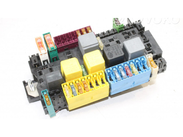 Pojistková skříňka 2469060093 Mercedes-Benz A W176 2014