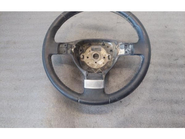 Руль Volkswagen Touran I  2003 - 2010 года 61866184D      