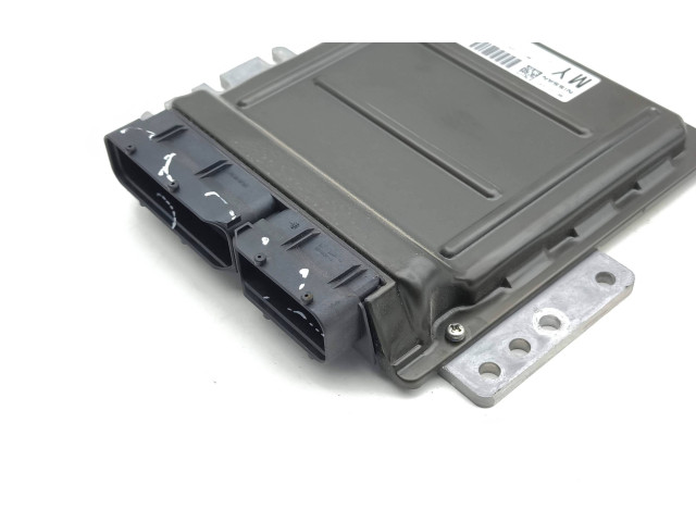 Řídící jednotka MEC33890 Nissan 350Z 2004