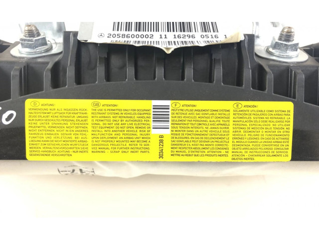 Volant Mercedes-Benz C W205 2016 A2058600002, A2058600002