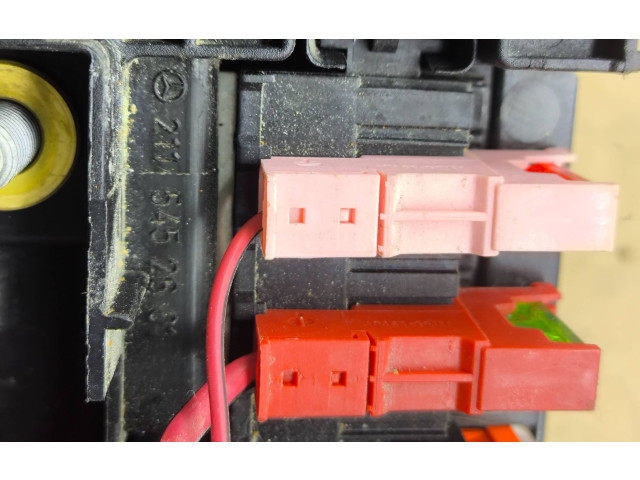 Блок предохранителей  2115452601   Mercedes-Benz ML W164    