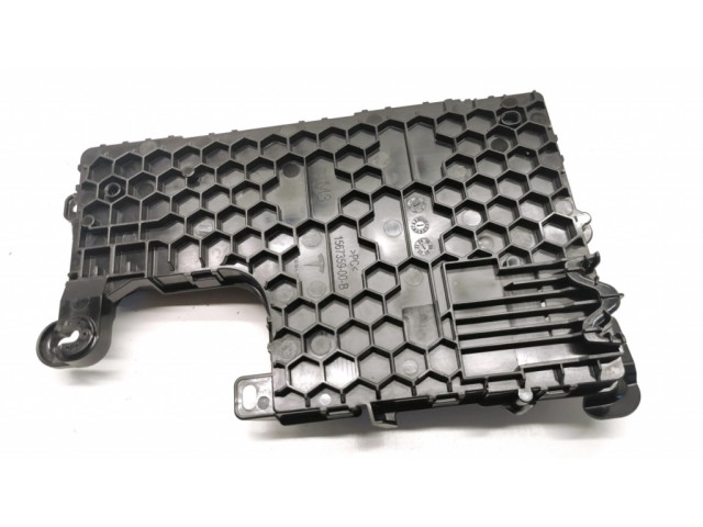 Блок комфорта 1567455-02-D Tesla Model 3