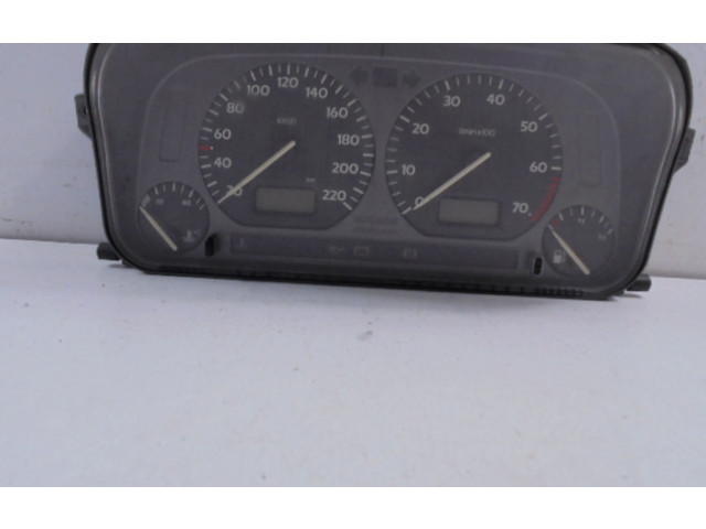 Přístrojová deska Volkswagen Vento 1993 1H5919033E, 1H5919033E